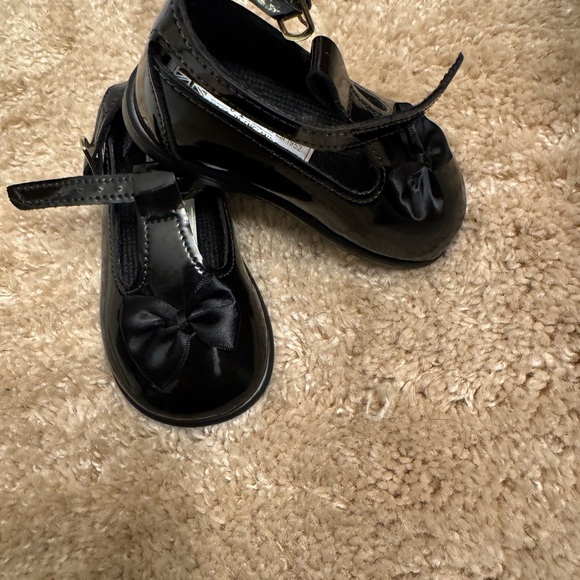 Black Kids Shoes with Bow 
♥️3 Months size ♥️ - Picture 3 of 6